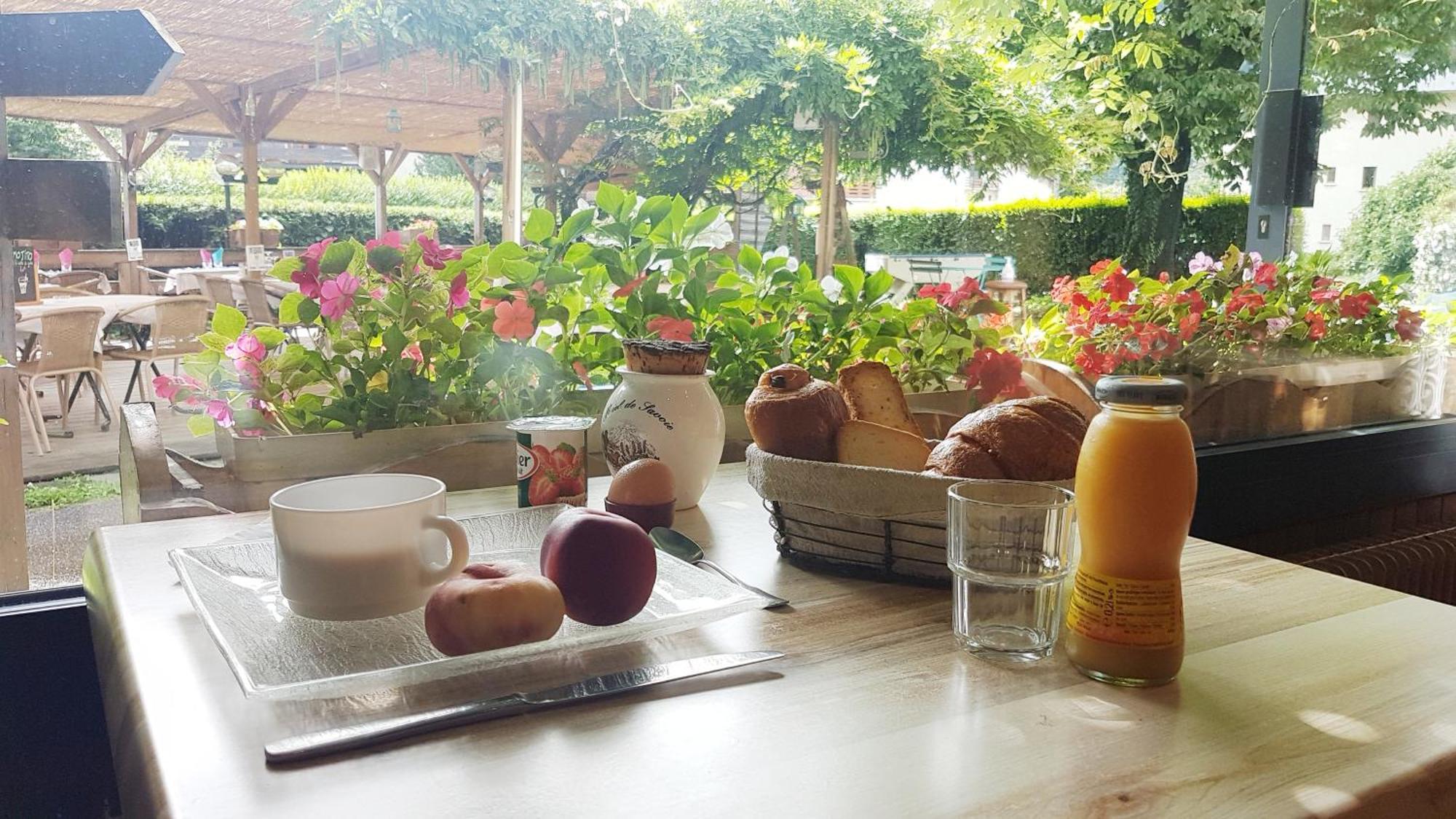 Auberge De Costaroche Albertville Ngoại thất bức ảnh